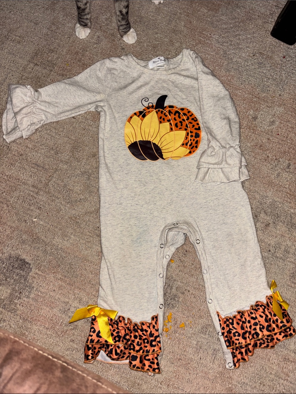 Kids One-Piece Pumpkin & Sunflower Romper - Cream and Orange